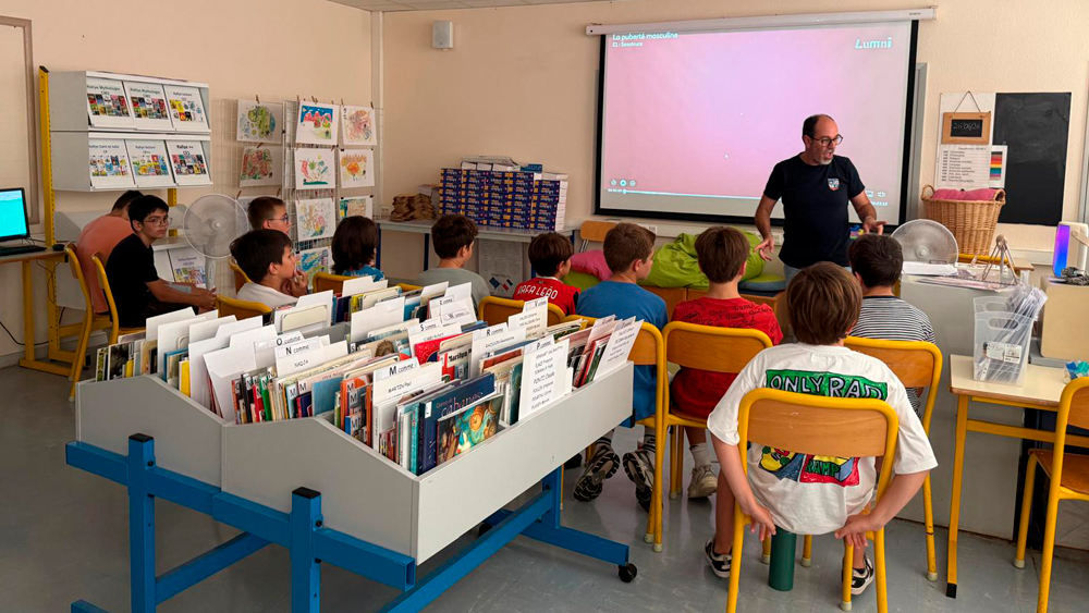 Intervention EVAR classes de CM2